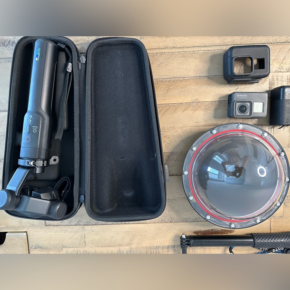 GOPRO HERO 5 BLACK, GOPRO KARMA GRIP, GDOME AND EXTRA BATTERIES